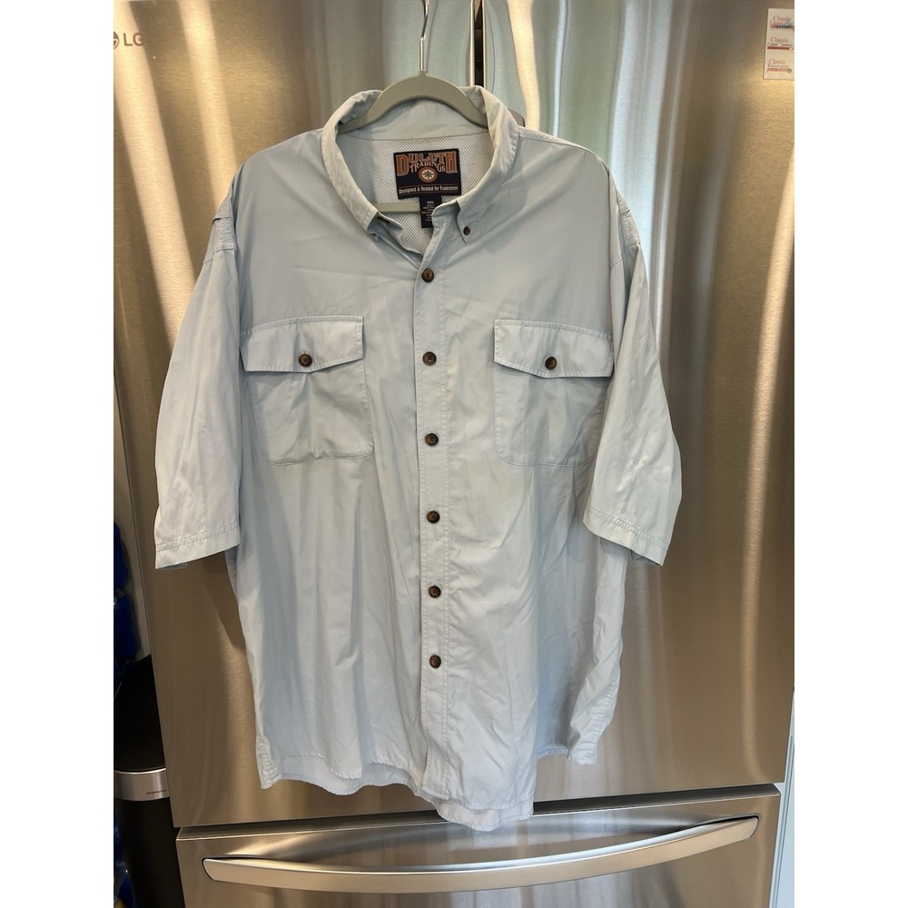 Duluth Trading Co Men's XXL Fishing Shirt Light Blue Short Sleeve Button